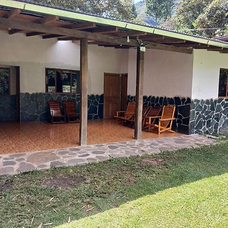 Lia B&B Lucmabamba Sahuayaco Exterior foto
